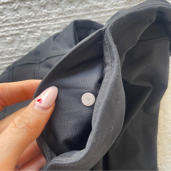 Lululemon Mesh Tights - Picture 4 of 7